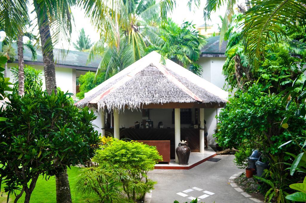 Tonglen Beach Resort 발라박 외부 사진